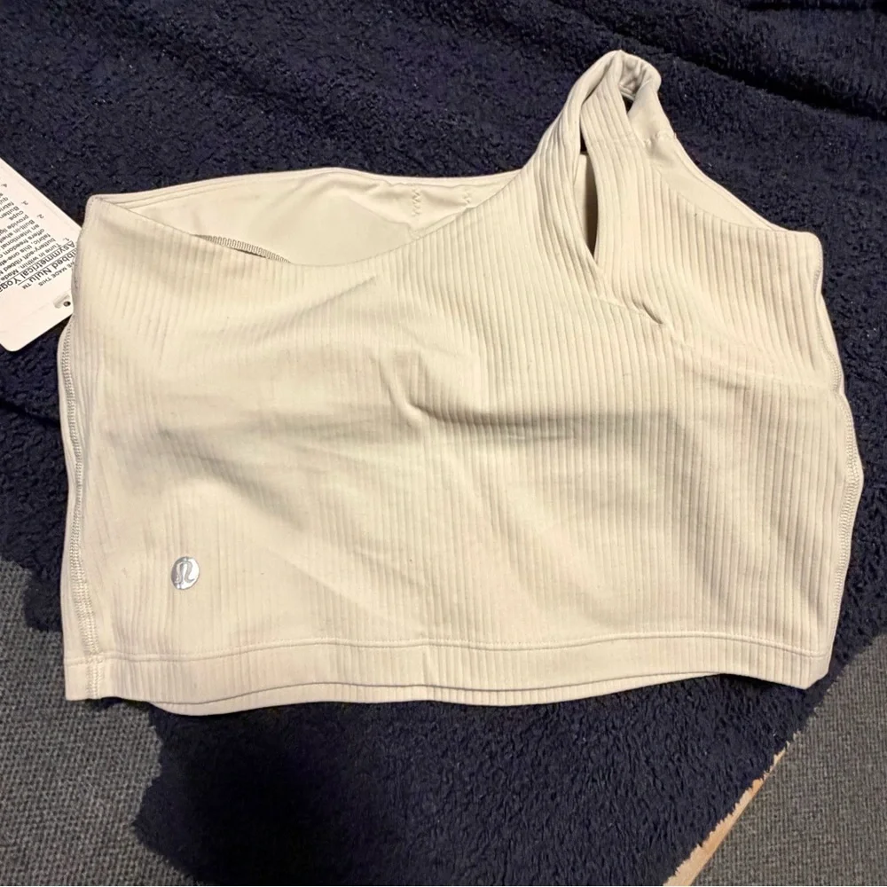 NWT Lululemon Ribbed Nulu Asymmetrical Yoga Tank Top in Bone - Picture 3 of 11